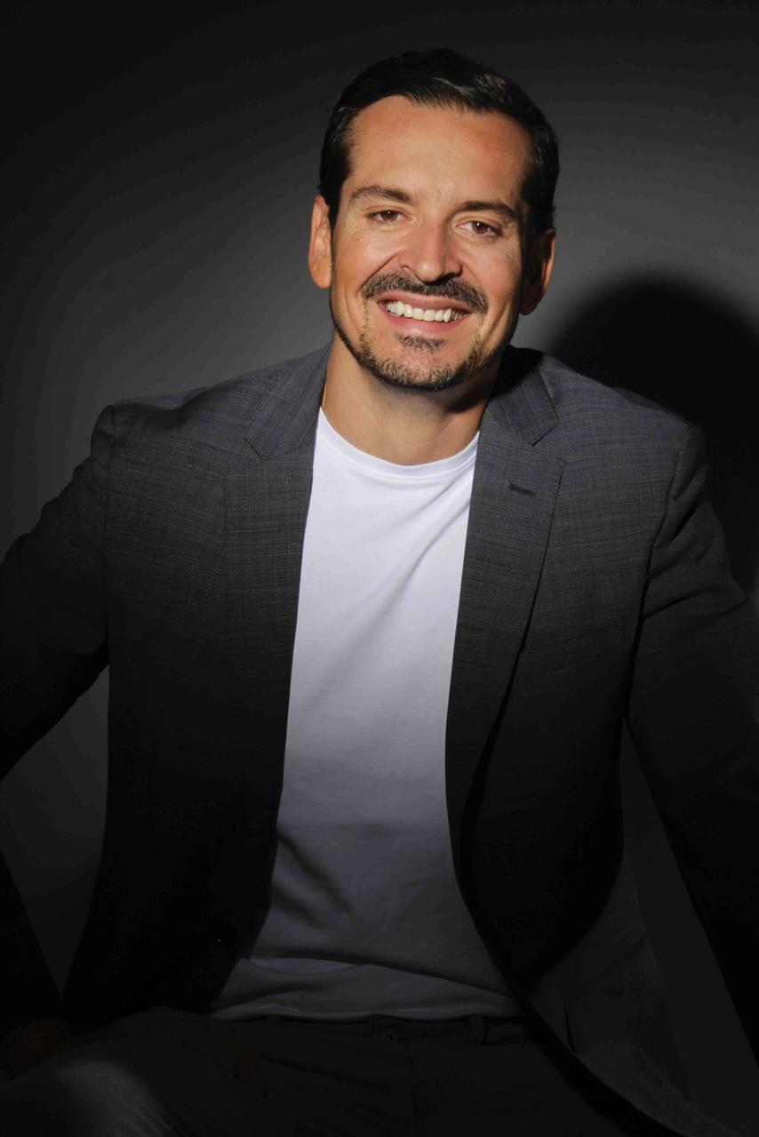 Dr. Juan Carlos Sánchez Robles